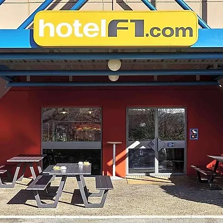 Hotelf1 Est Szálloda *